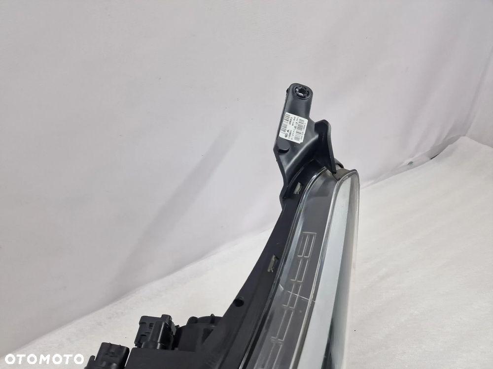HYUNDAI I20 II LIFT 14-20 LEWA / PRAWA ZWYKŁA LAMPA PRZEDNIA PRZÓD ( SZKŁA DO WYMIANY ) , NR 92102-C8 / 92101-C8 , NR AUKCJI LA294 - 12