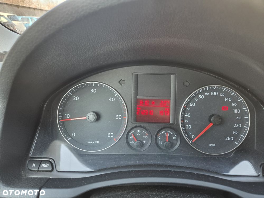 Volkswagen Golf 1.9 TDI Trendline - 5