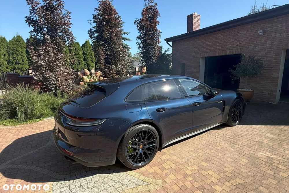 Porsche Panamera 4S E-Hybrid - 3