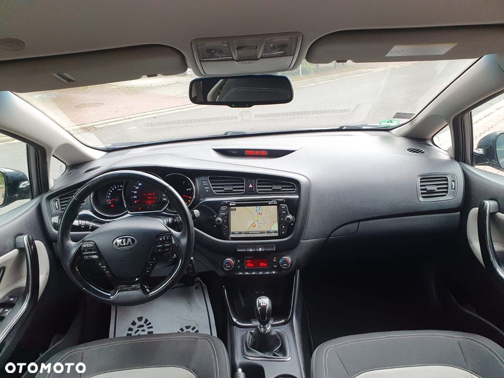 Kia Ceed 1.6 GDI XL - 9