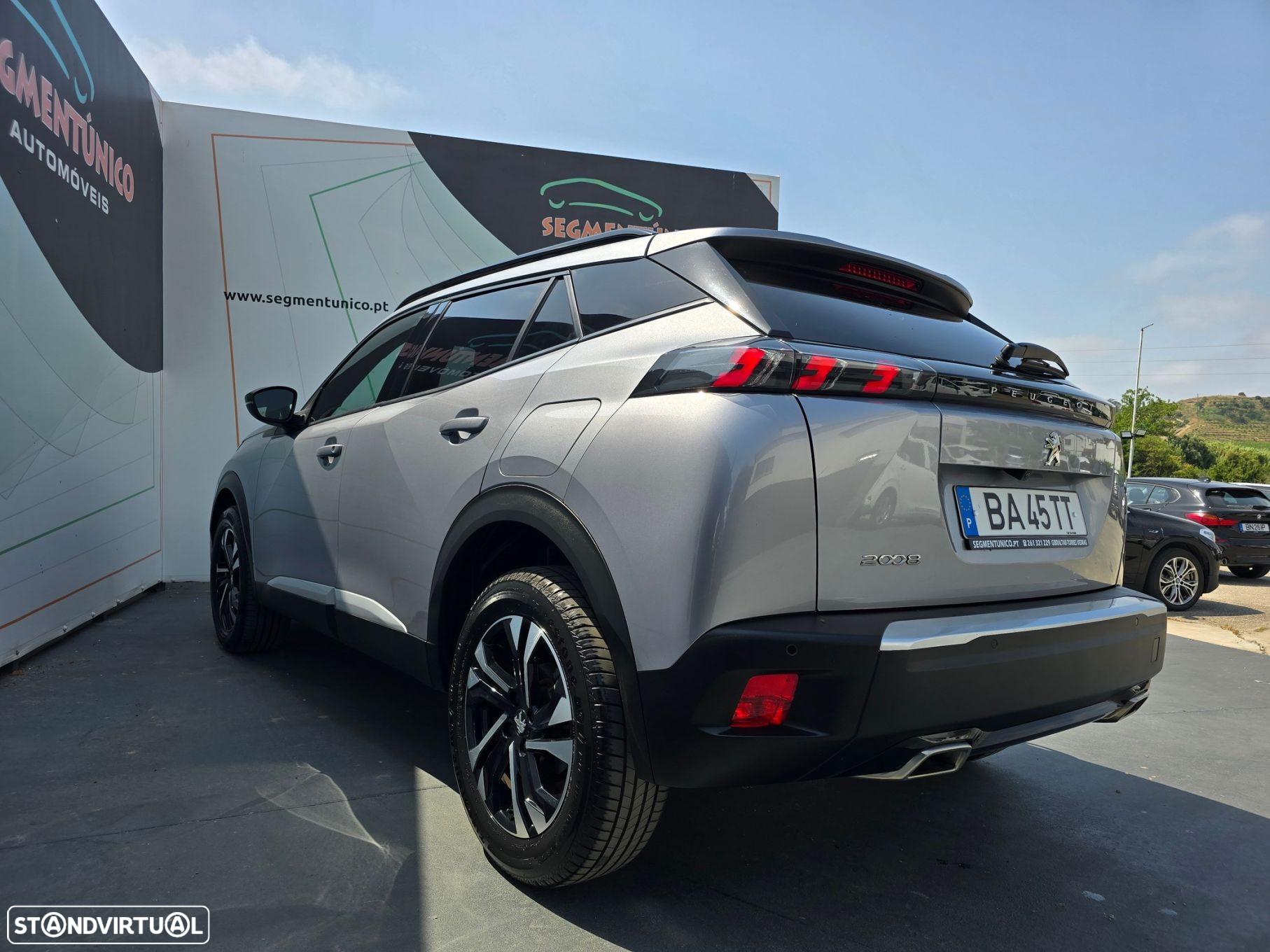 Peugeot 2008 1.2 PureTech Allure Pack EAT8 - 9