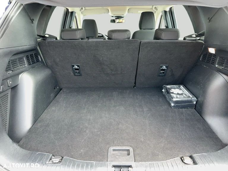 Ford Kuga 2.5 Duratec FHEV FWD Titanium - 14