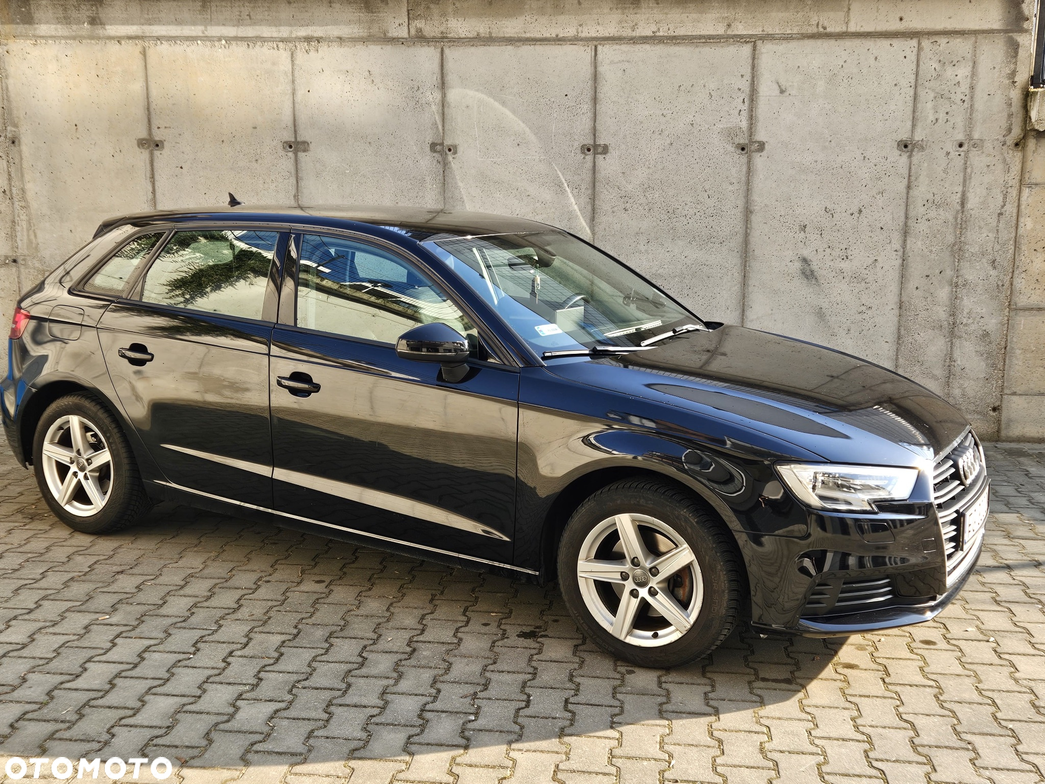 Audi A3 1.6 TDI Sport S tronic - 5