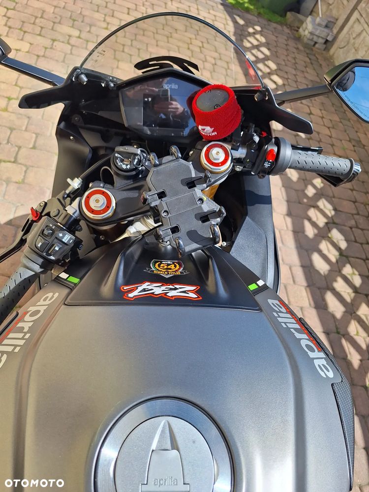 Aprilia RSV - 25