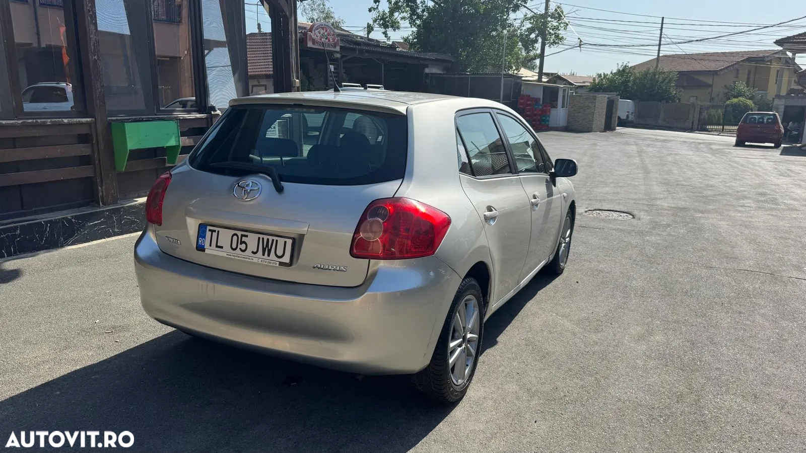 Toyota Auris 1.6 Luna - 3