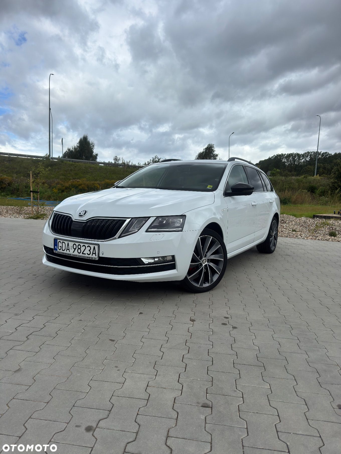 Skoda Octavia 2.0 TDI L&K - 1