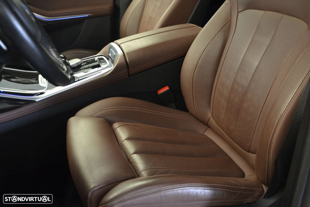 BMW X7 40 d xDrive Pack M - 20