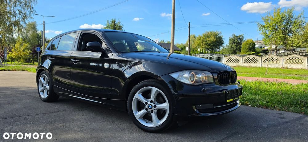 BMW Seria 1 2011 photo 2