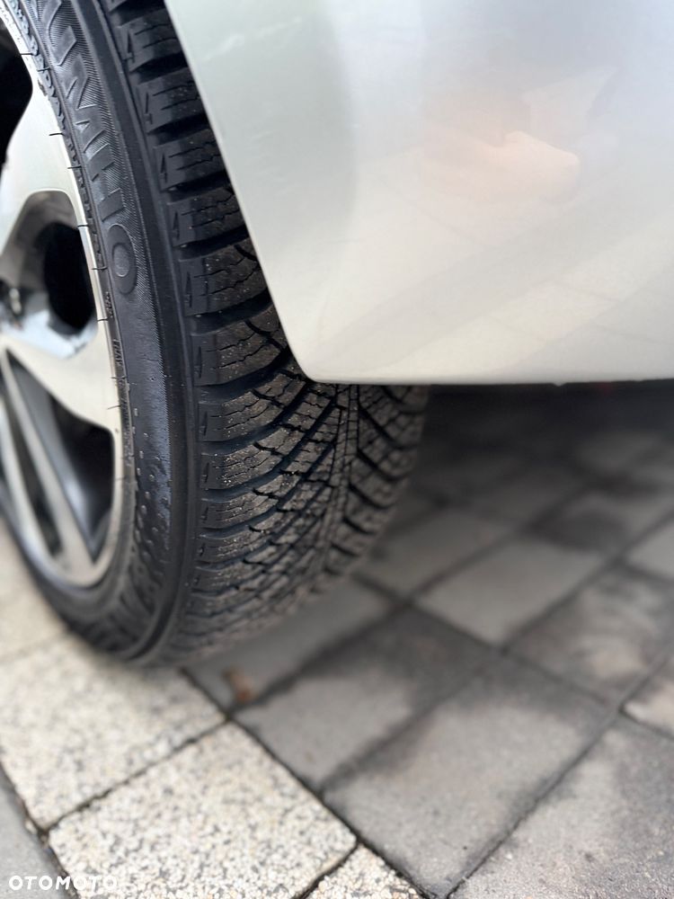 Nissan Micra 1.2 30 Jahre Edition - 11