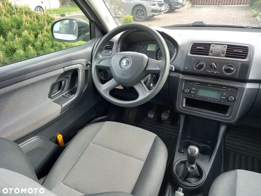 Skoda Fabia - 23