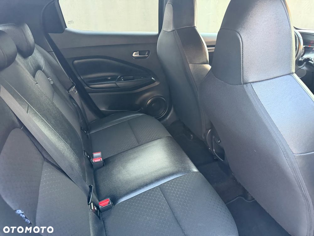 Nissan Juke 1.0 DIG-T N-Connecta DCT - 12