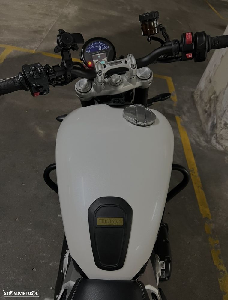 Triumph Speed Twin - 3