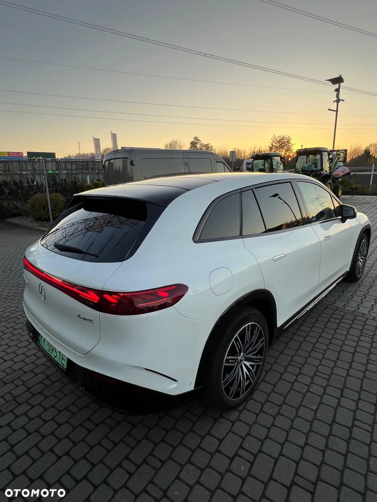 Mercedes-Benz EQS - 9