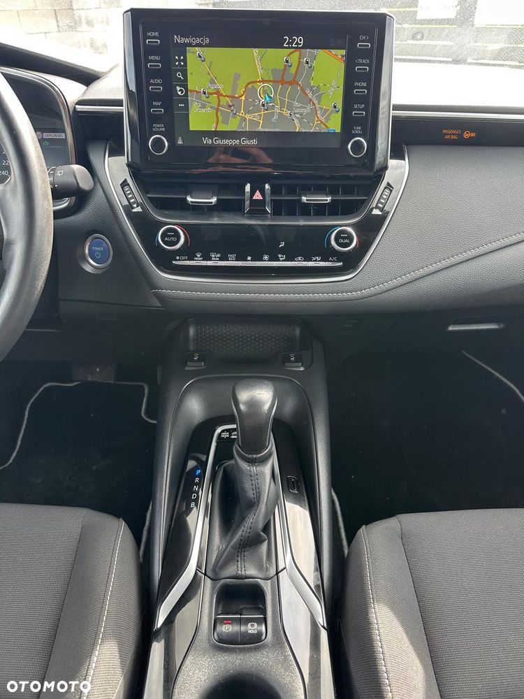 Toyota Corolla 1.8 Comfort - 11