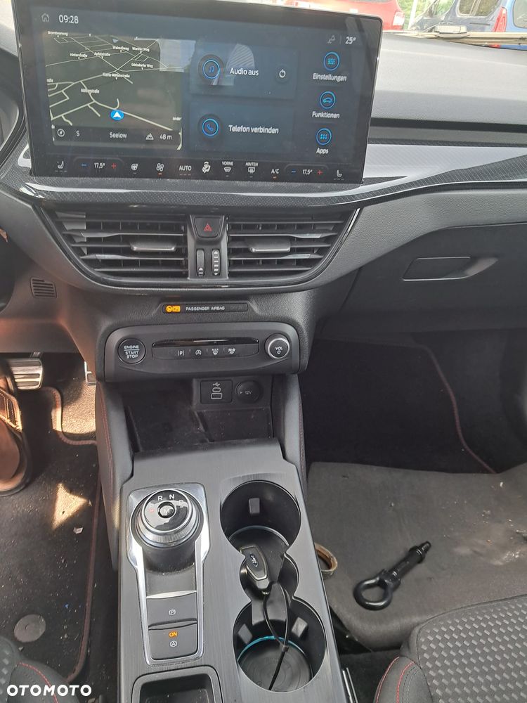Ford Focus - 23