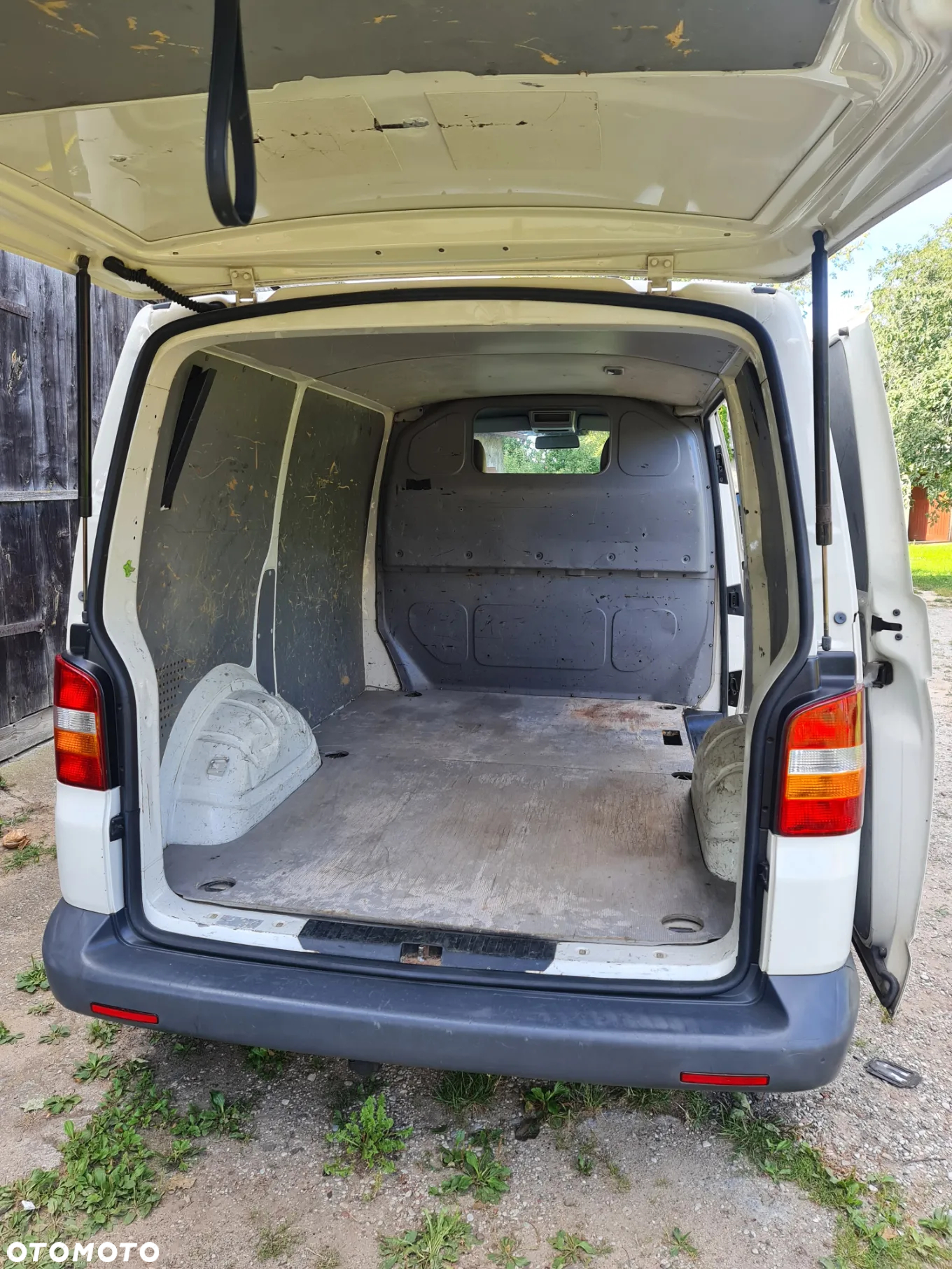 Volkswagen T5 Transporter - 3