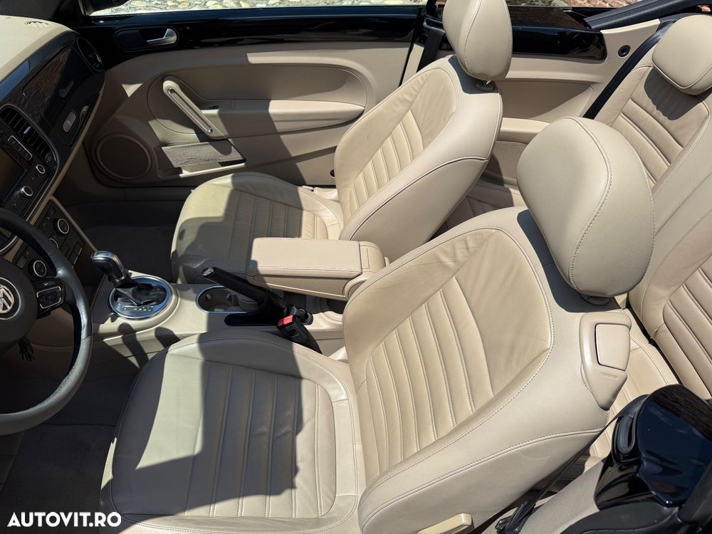 Volkswagen New Beetle - 10
