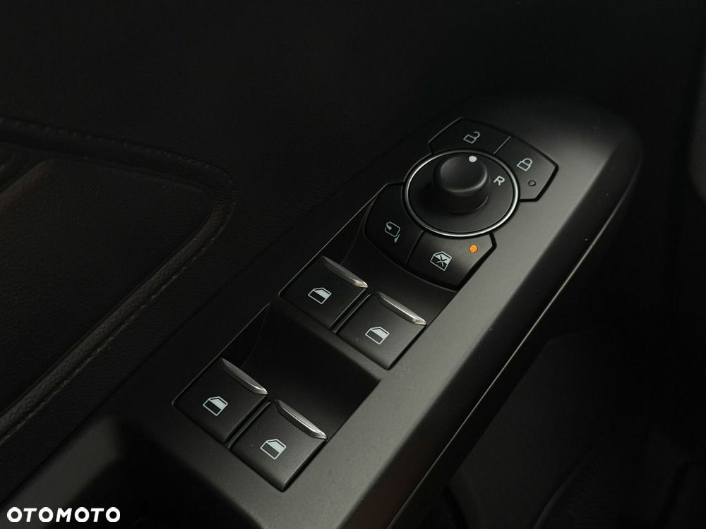 Ford Focus 1.5 EcoBlue STart-Stopp-System ST-LINE X - 27