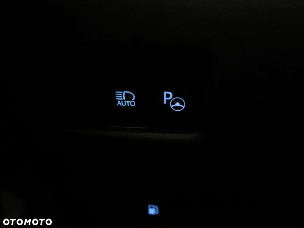 Toyota C-HR Club - 35