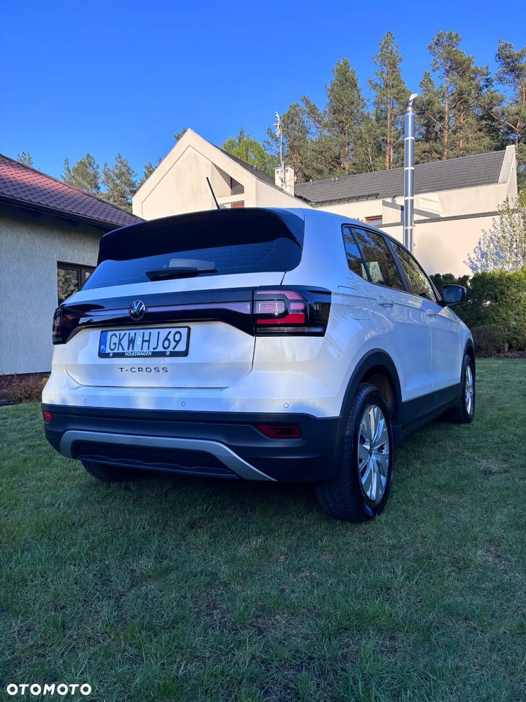 Volkswagen T-Cross - 12