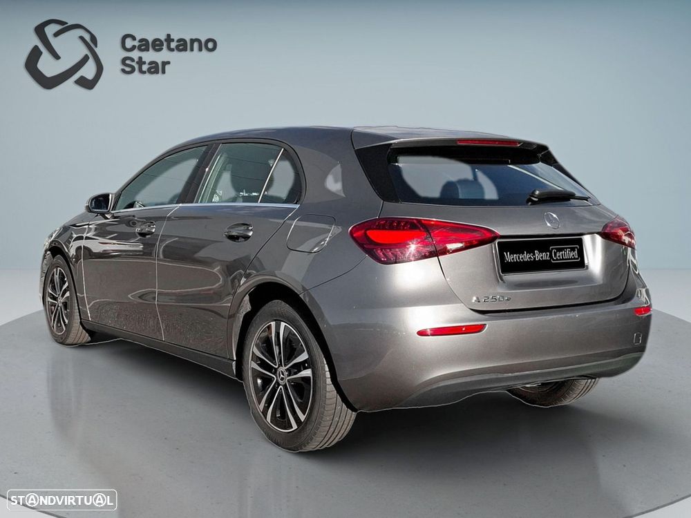 Mercedes-Benz A 250 e - 6