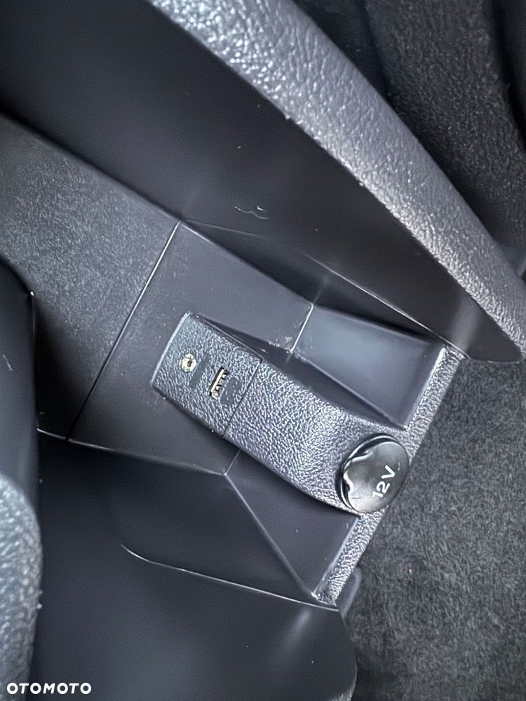 Ford Tourneo Connect 1.0 EcoBoost Start-Stop Titanium - 11