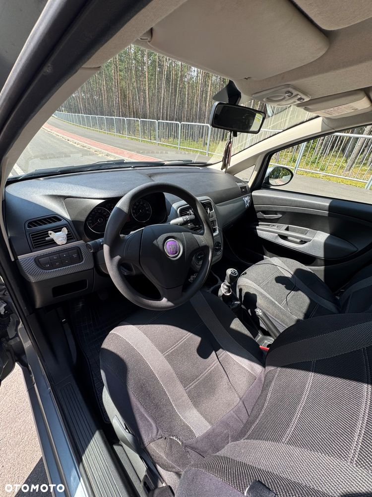 Fiat Grande Punto - 6
