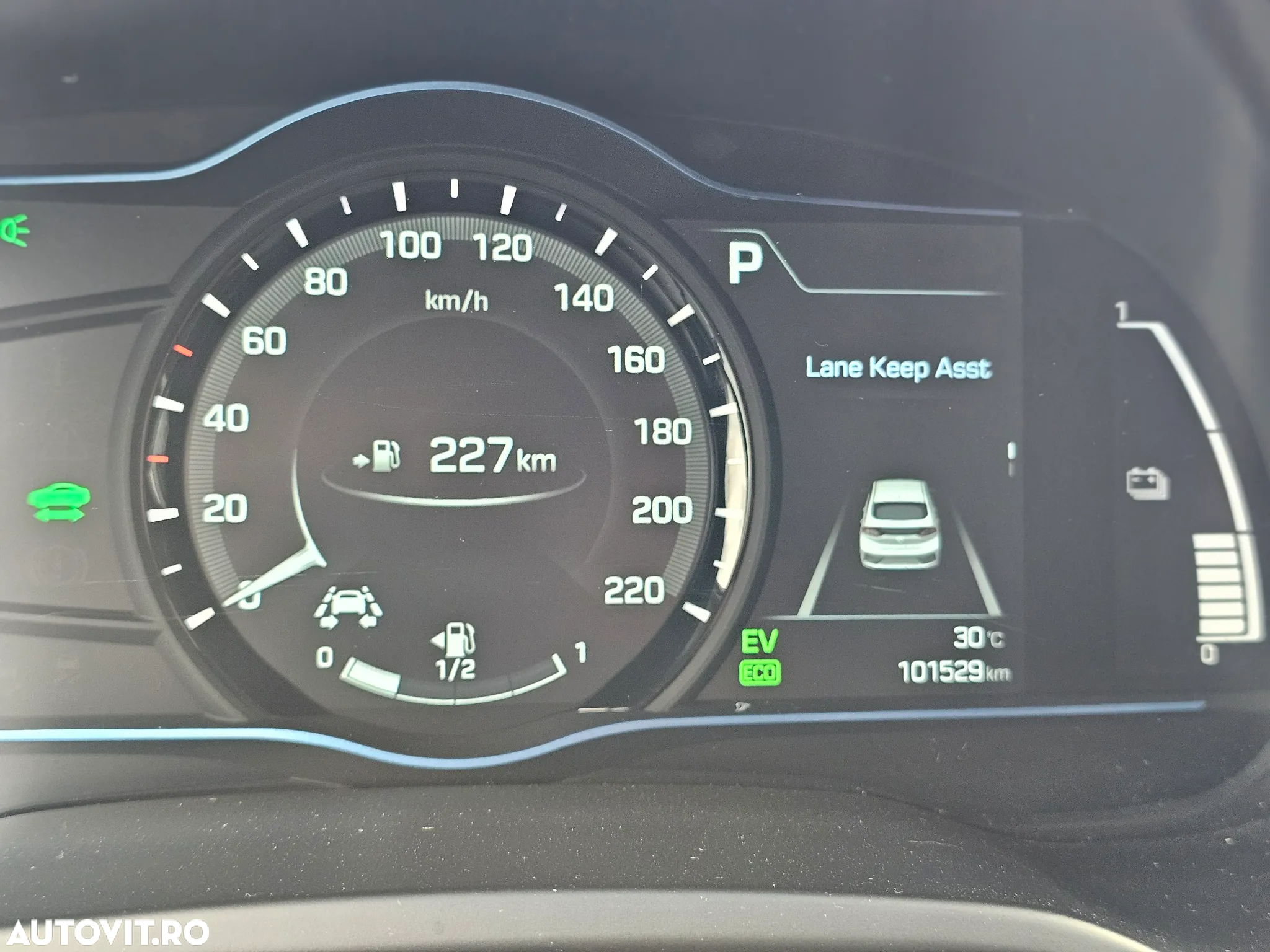 Hyundai IONIQ Hybrid 1.6 GDI Style - 38