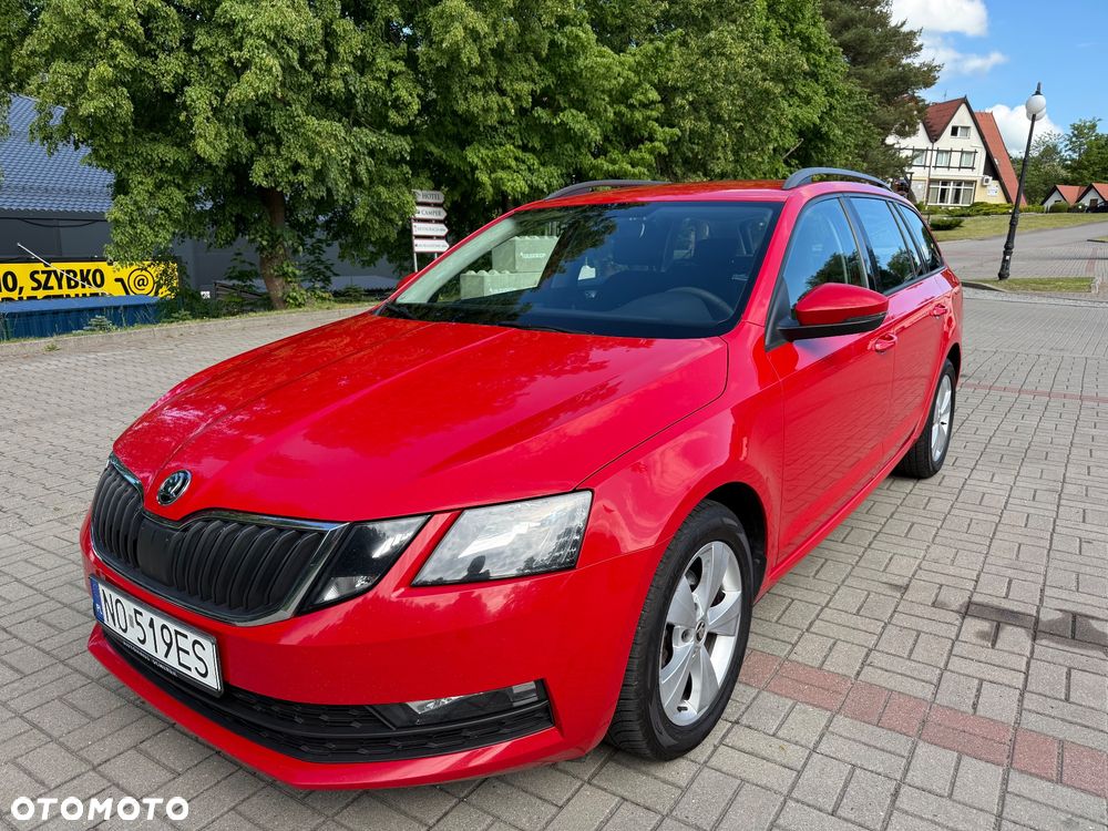 Skoda Octavia 1.6 TDI DSG Ambition - 1