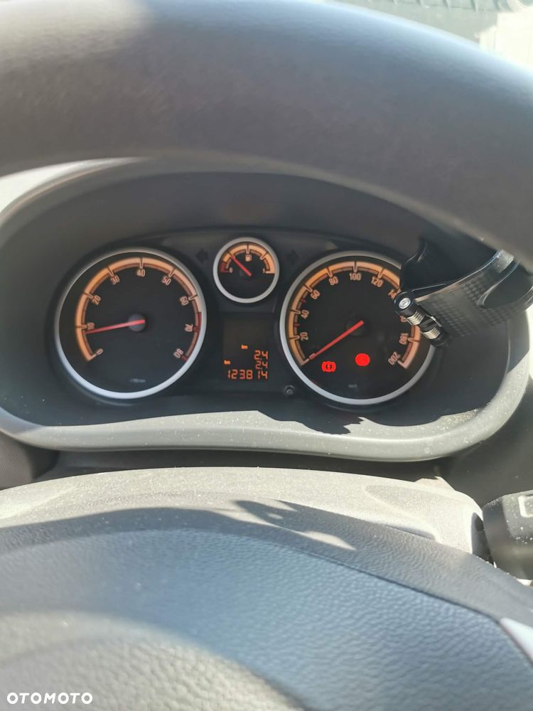 Opel Corsa 1.2 16V Color Edition - 9