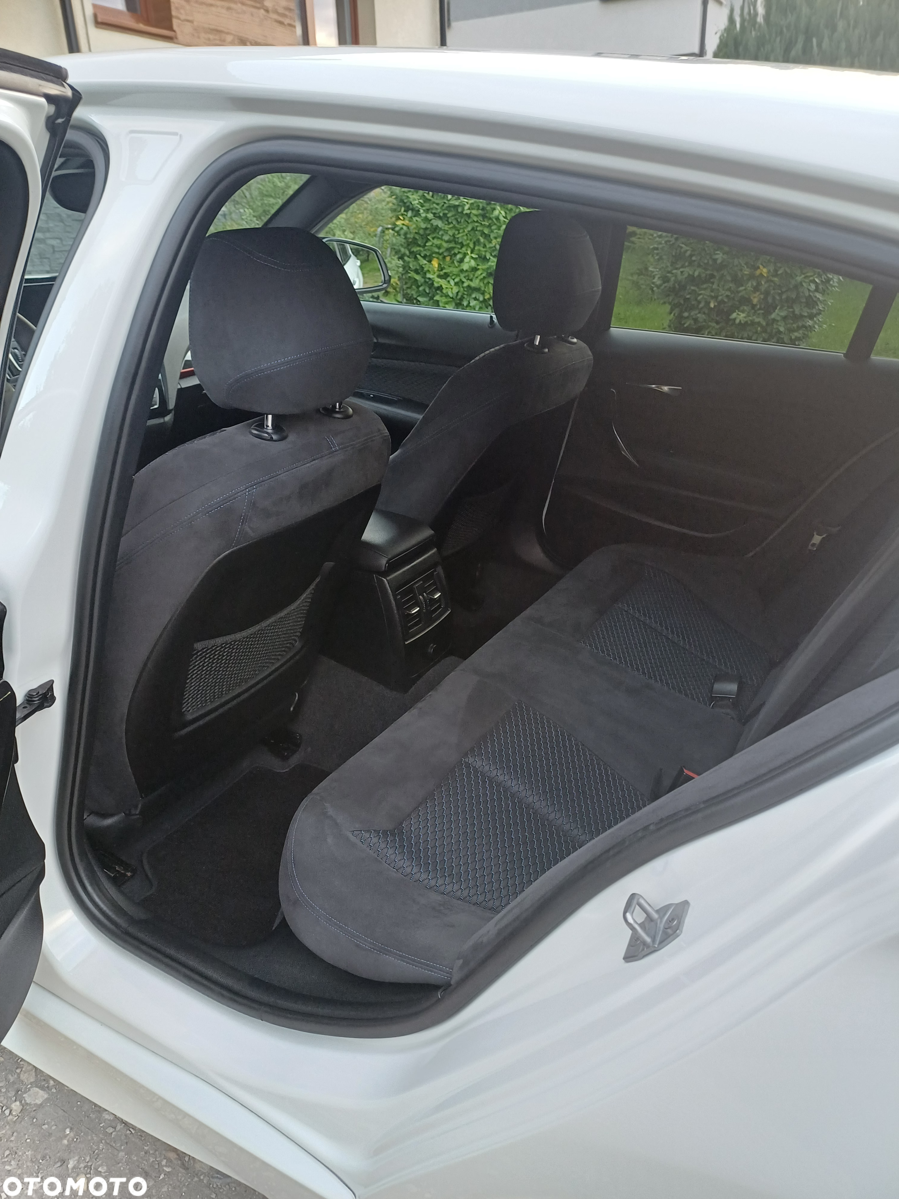 BMW Seria 1 120i M Sport - 16