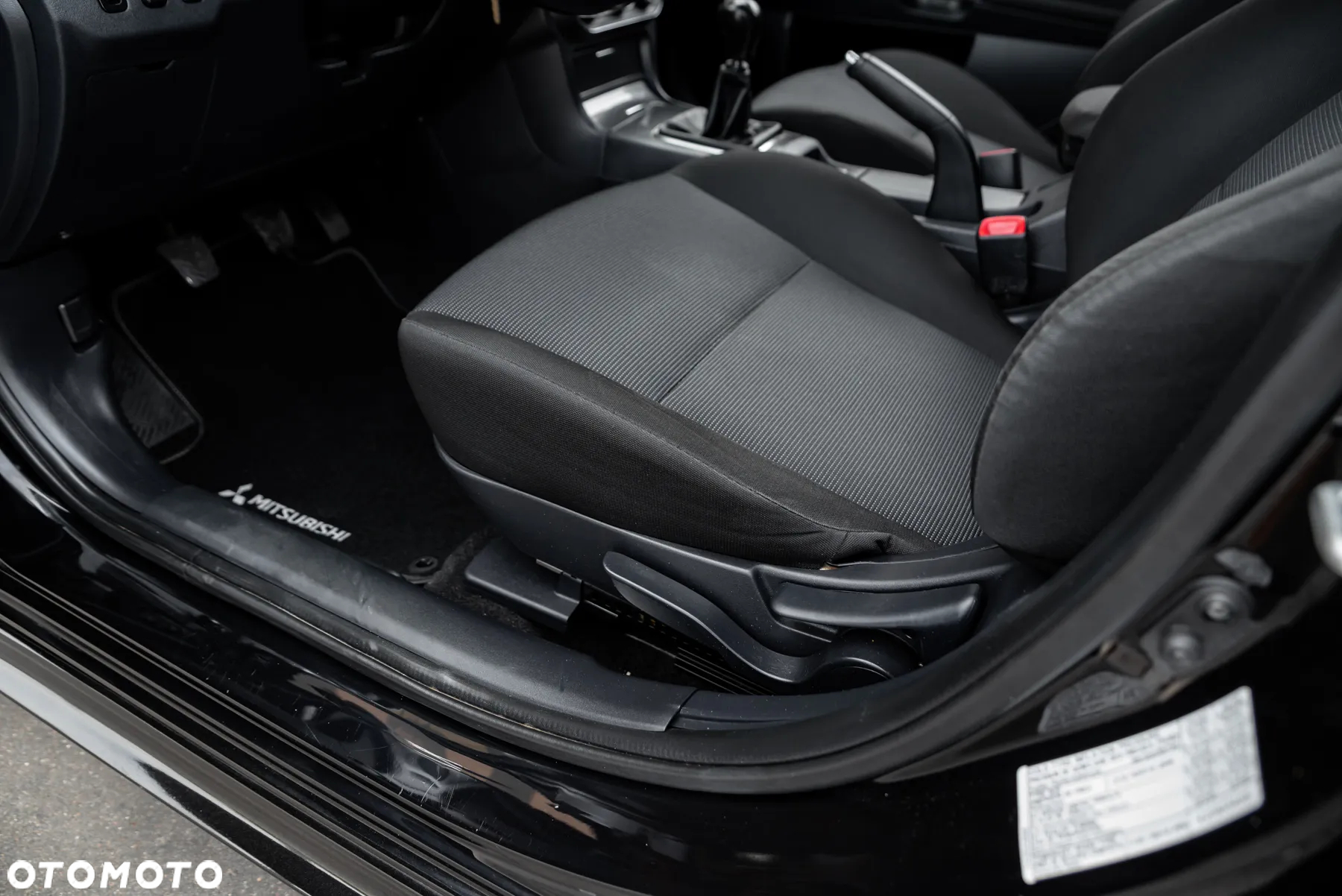 Mitsubishi Lancer 1.8 Inform - 19