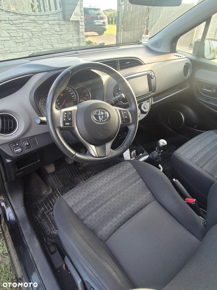 Toyota Yaris 1.33 Dynamic - 3