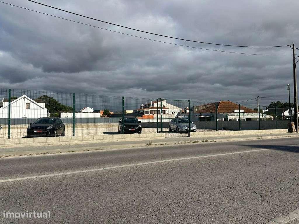 Terreno para Venda em Fernão Ferro, Seixal - Grande imagem: 5/14