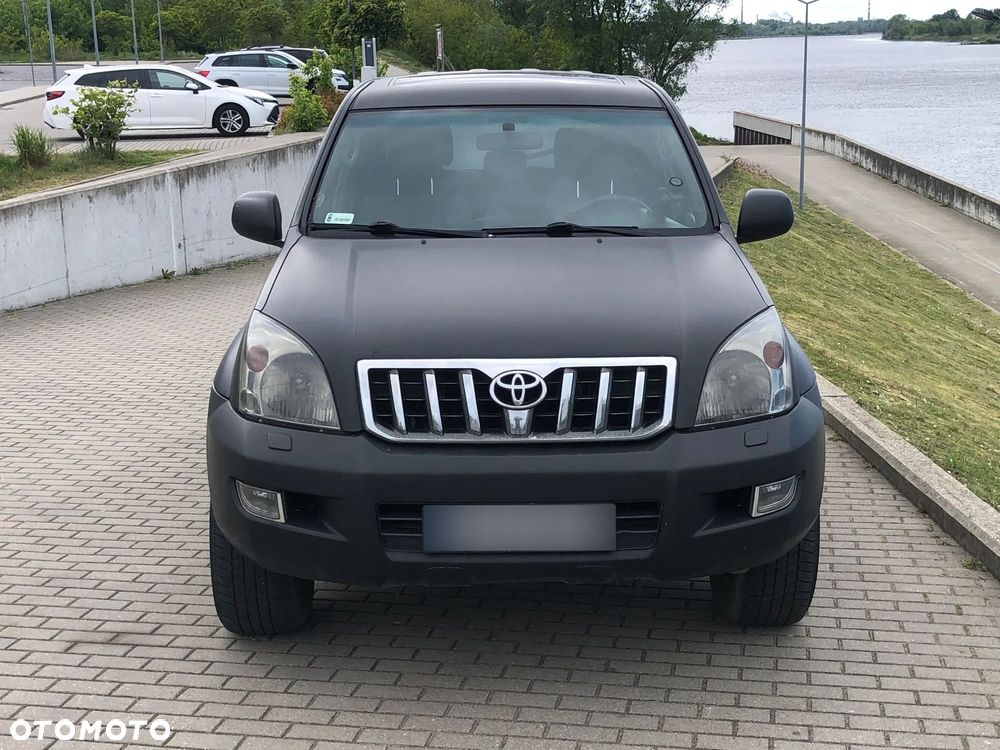 Toyota Land Cruiser - 20