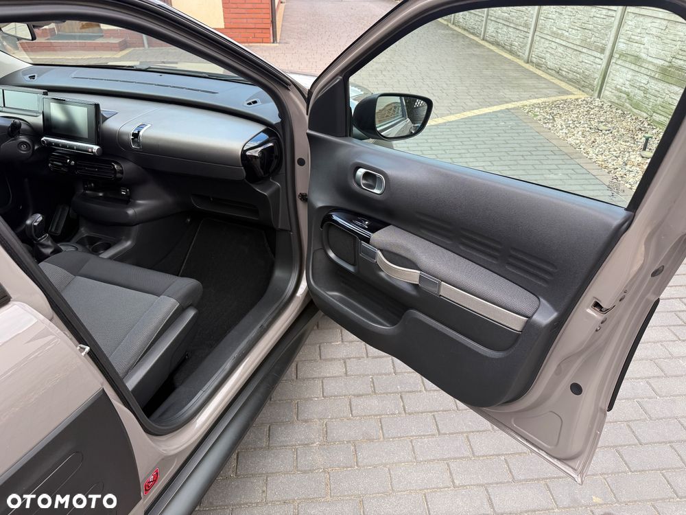 Citroën C4 Cactus - 18