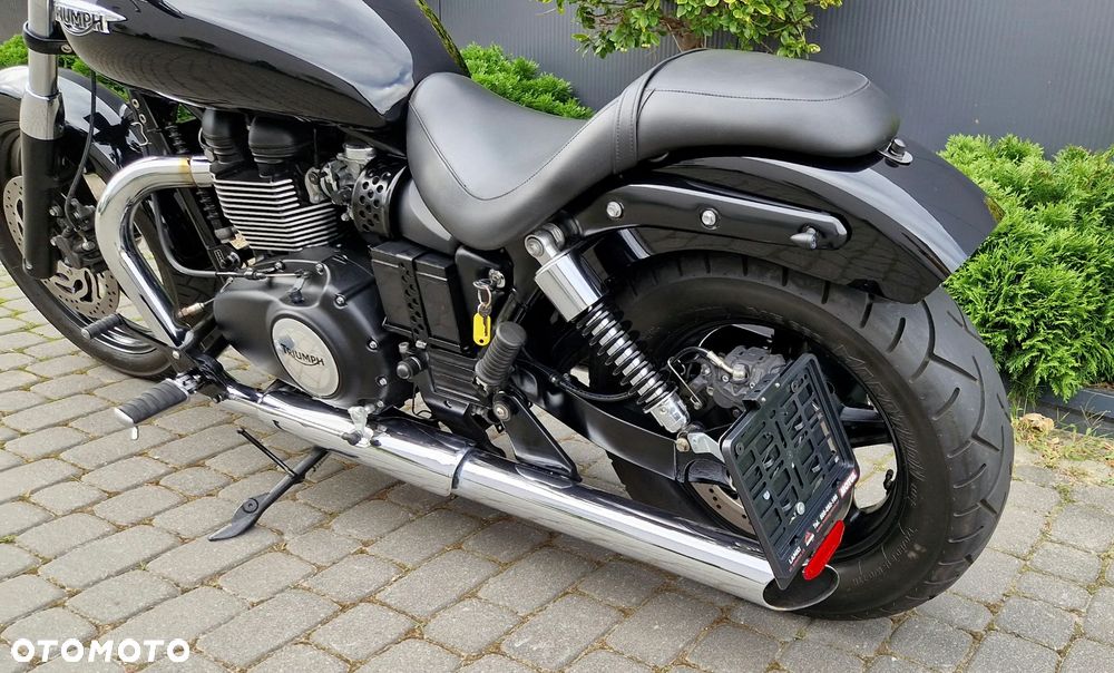 Triumph Speedmaster - 37