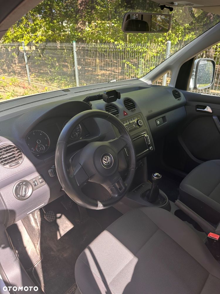 Volkswagen Caddy Maxi Highline BMT - 13