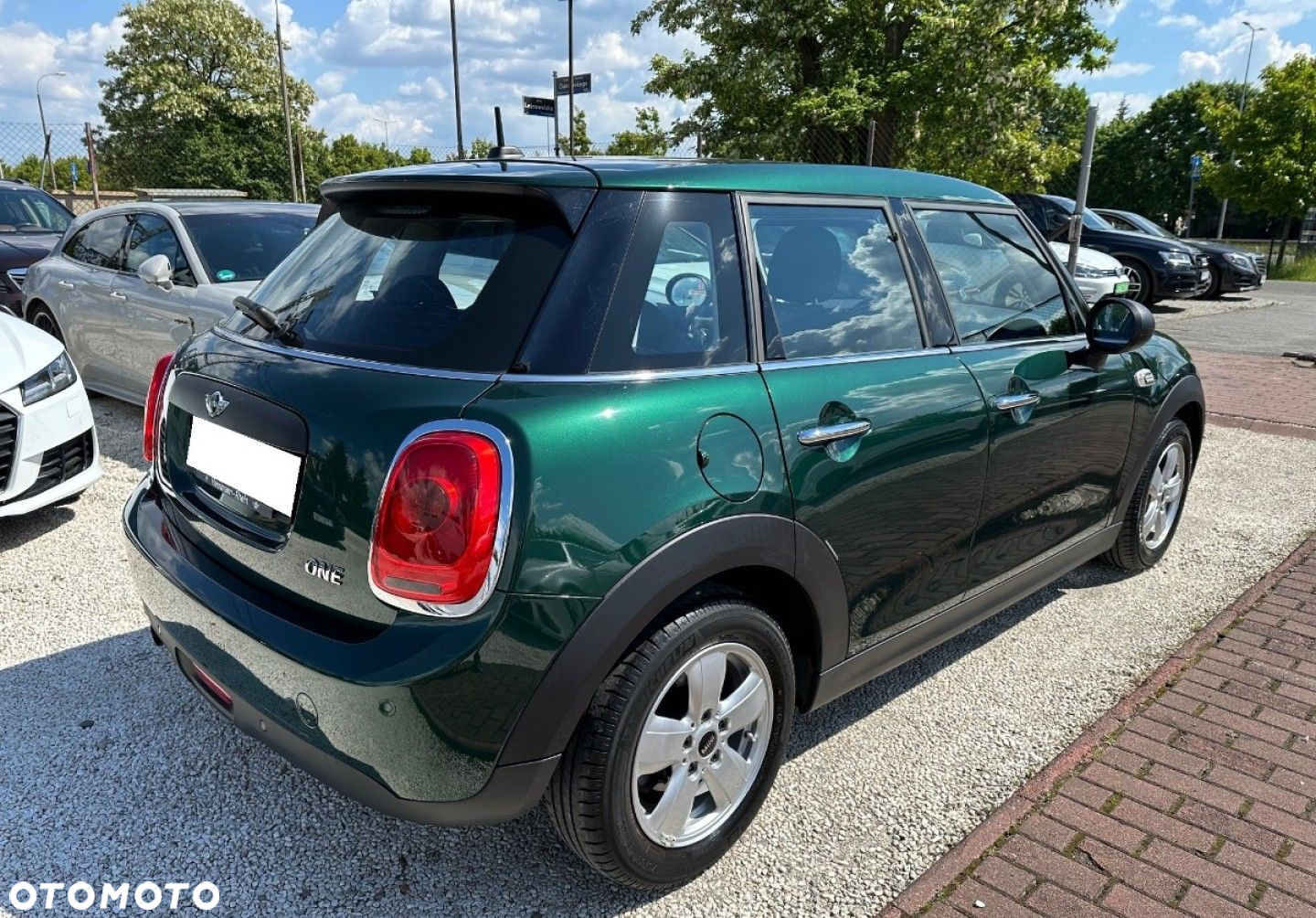 MINI ONE Standard - 5