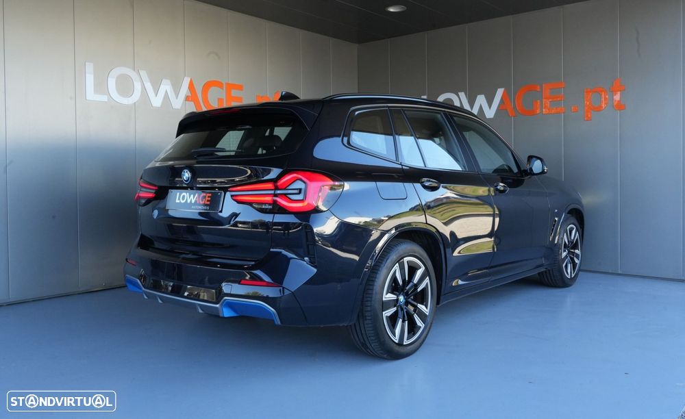 BMW iX3 M Sport Inspiring - 4