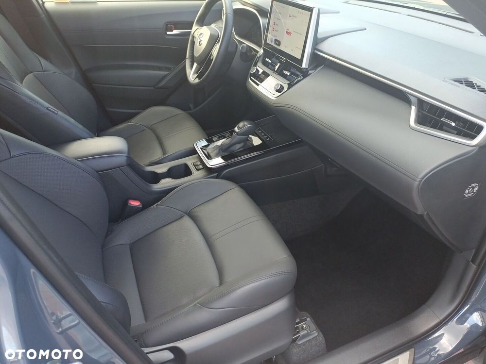 Toyota Corolla Cross 2.0 Hybrid Executive - 13