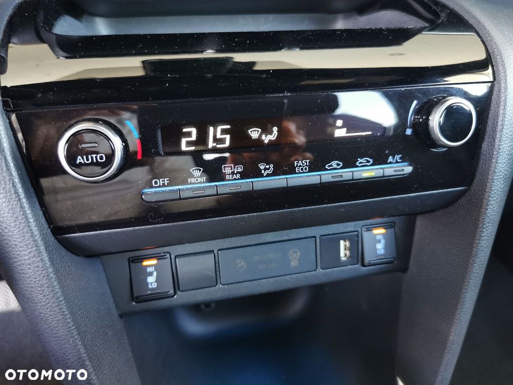 Toyota Yaris Cross Hybrid 1.5 Comfort - 25