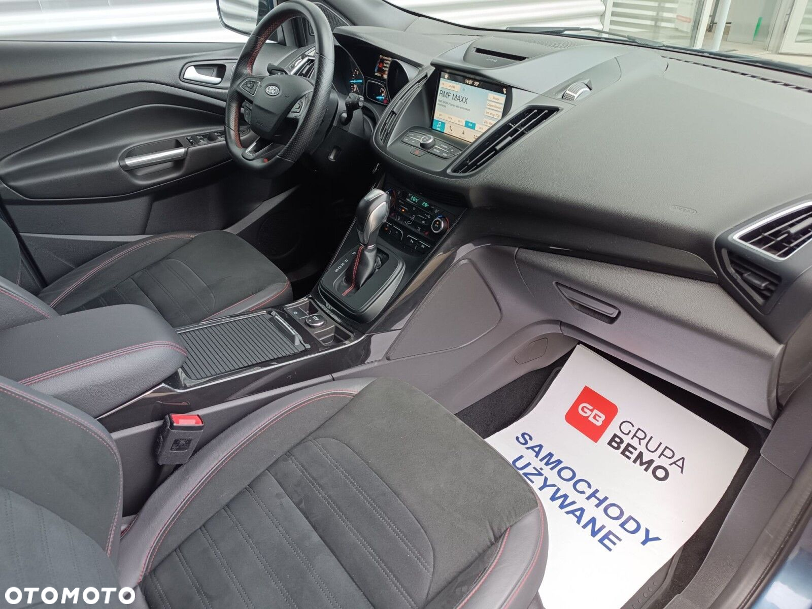 Ford Kuga - 14