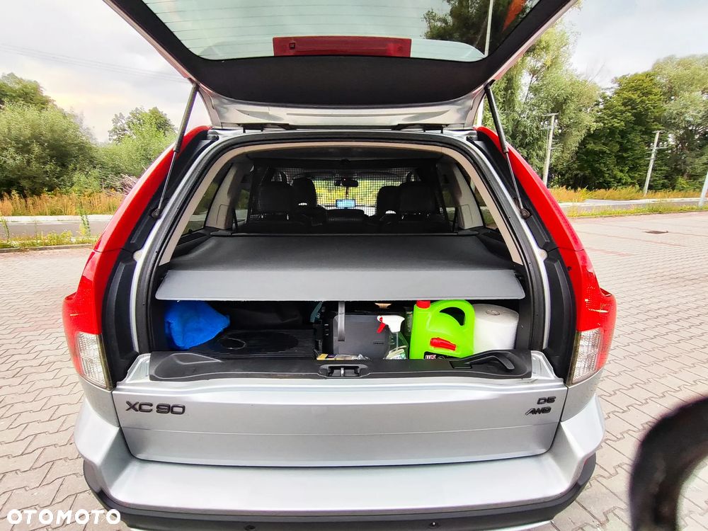 Volvo XC 90 - 9