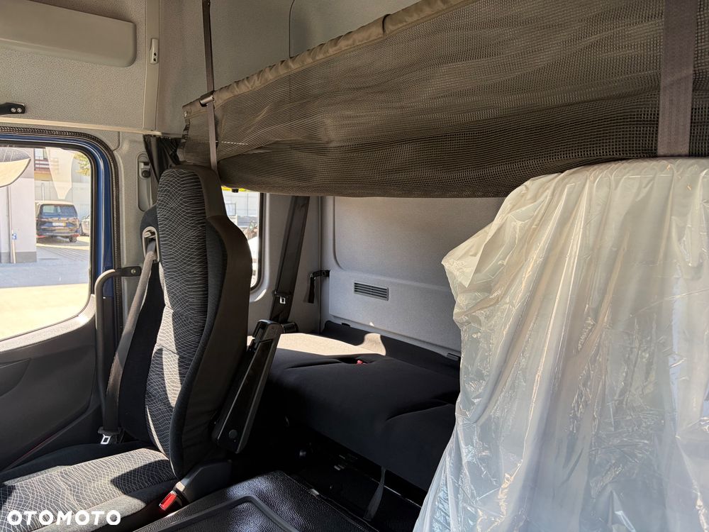 Mercedes-Benz Atego 1530  6 osobowe ( kanapa) kontener izoterma kurierka - 11
