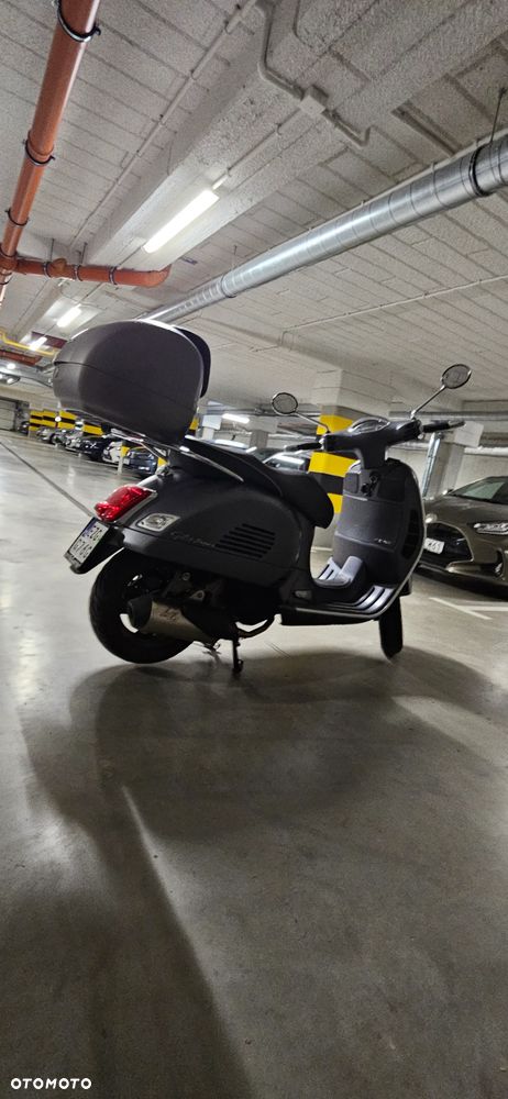 Piaggio Vespa - 16