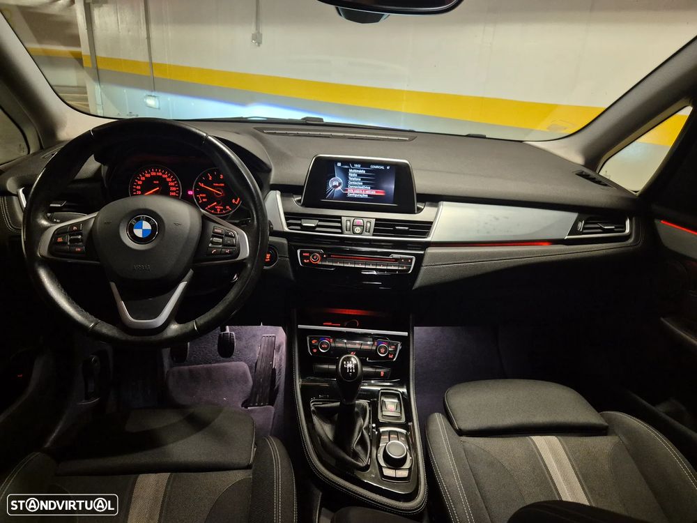 BMW 216 Gran Tourer d 7L Line Sport - 36