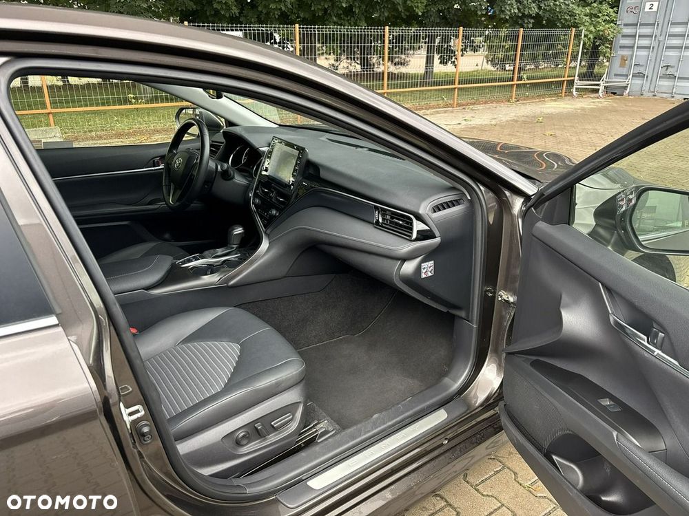Toyota Camry 2.5 Hybrid Prestige CVT - 16
