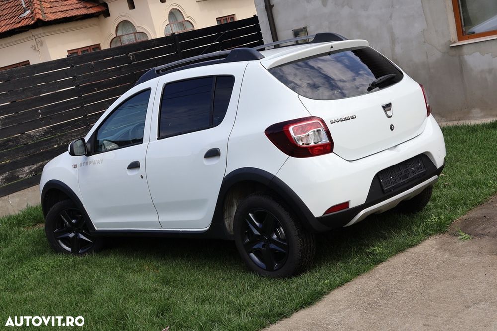 Dacia Sandero Stepway TCe 90 (S&S) Celebration - 6