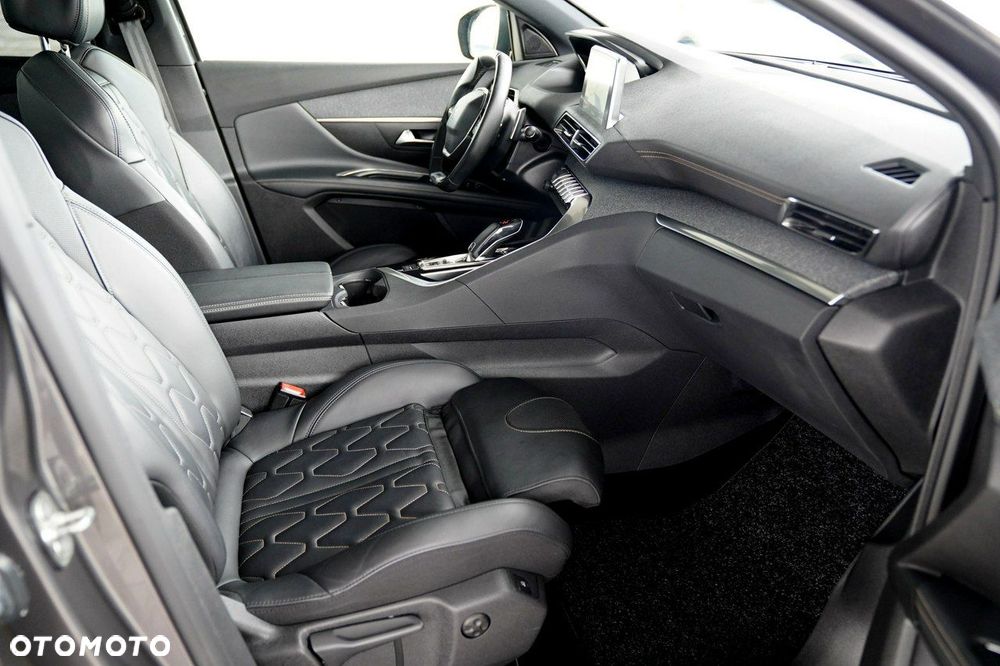 Peugeot 5008 1.6 PureTech GT Line S&S EAT8 - 23